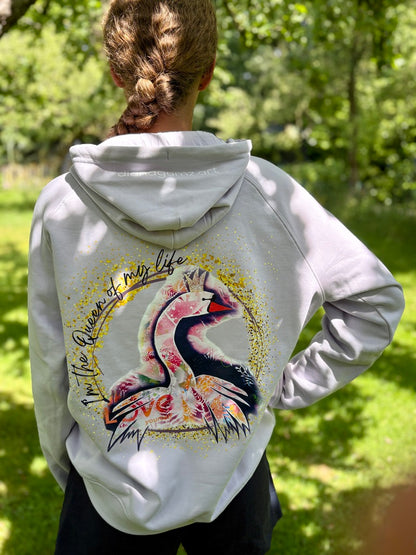 Hoodie „Schwanenkönigin“ – Du bist die Krone.