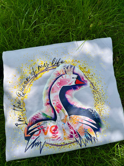 Hoodie „Schwanenkönigin“ – Du bist die Krone.