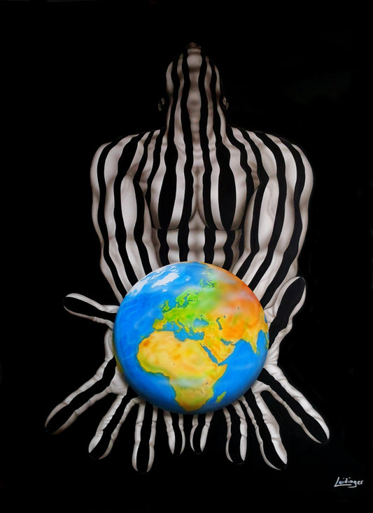 The World is in your Hand 0